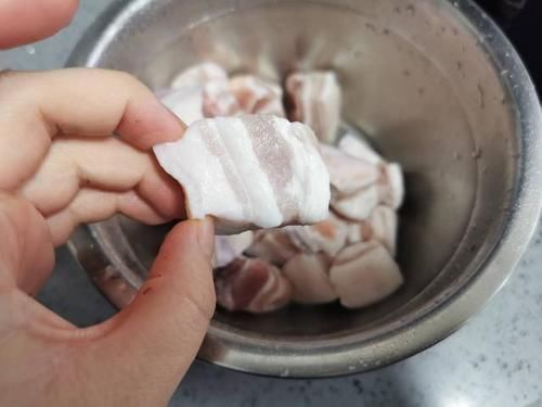  市场|超市的猪肉很便宜，为什么市场的就很贵，卖菜的人才知道的内幕