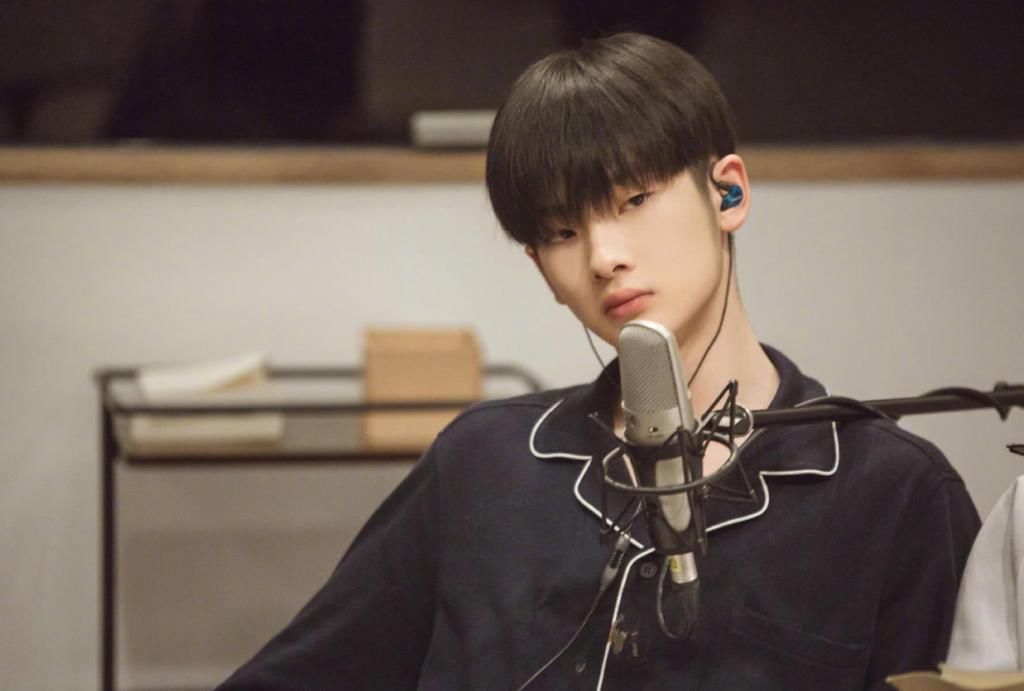  训练生|当韩国练习生有多苦周震南三个月才走出阴影，赵让被前辈欺负