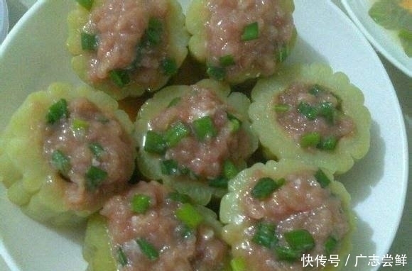 都是特别|第一次去男友家,准婆婆忙活半天做的菜,品尝后,吃不下去也要吃