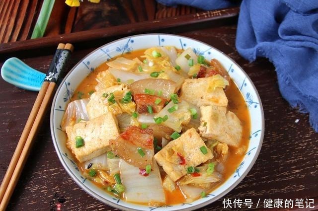 简单|春天，我常做这菜给家人吃，简单好吃，营养吸收好，全家都爱！