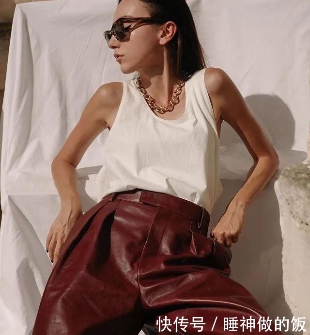 背心|一柜子衣服里，最常穿的居然是它