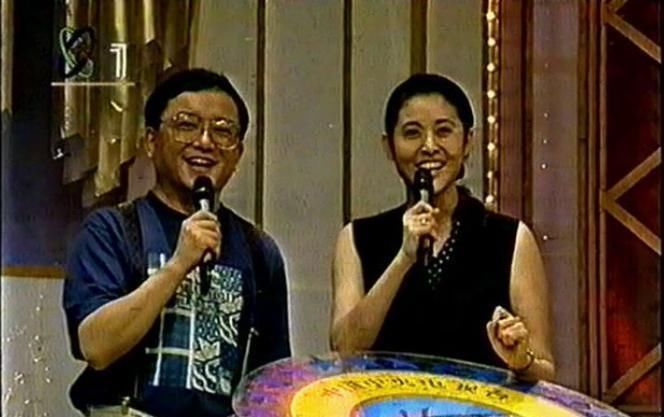 告别|曾是央视“最美”主持人挤掉倪萍,斗过董卿却突然告别央视