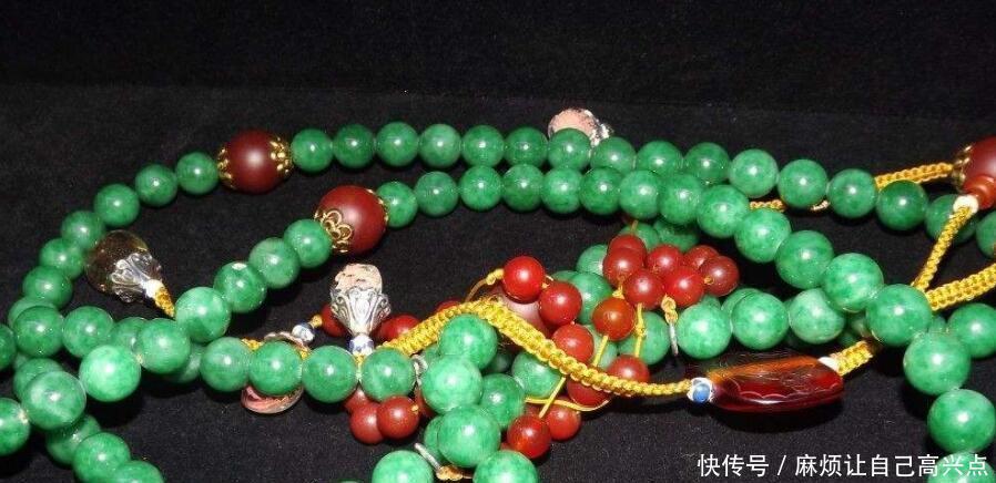 拥有|文玩界最美的5种手串, 包浆美得让人难忘! 你拥有几条