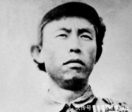 清洁工|他是志愿军特等功臣,却甘愿回家当清洁工,军长特地登报找他