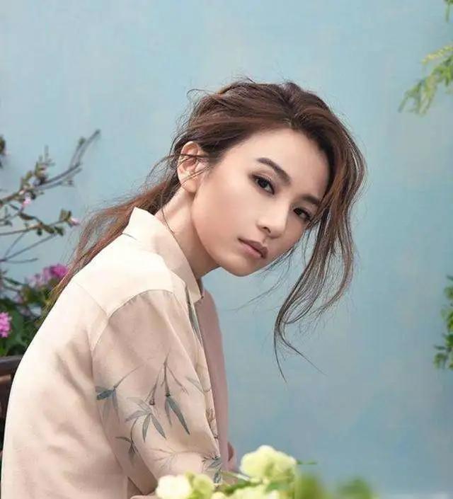 女团选秀|华语第一女子天团出道三年推出50首歌,如今一人失声令粉丝痛心