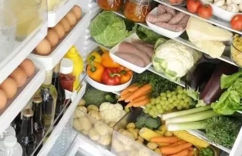 拿出来|夏天到了，别在冰箱里放3样食物，一不小心，容易得“冰箱肠炎”