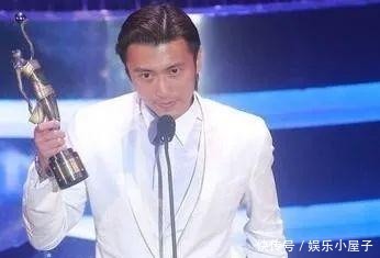 李健|面对李健老师的“捧杀”,谢霆锋很受用!这届导师团口才真是了得