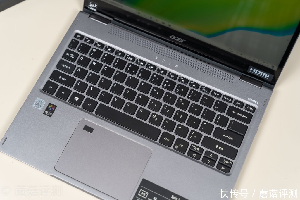  翻转|极致轻薄，自由翻转，细节出众、宏碁蜂鸟Spin 5百变2K轻薄本 评测