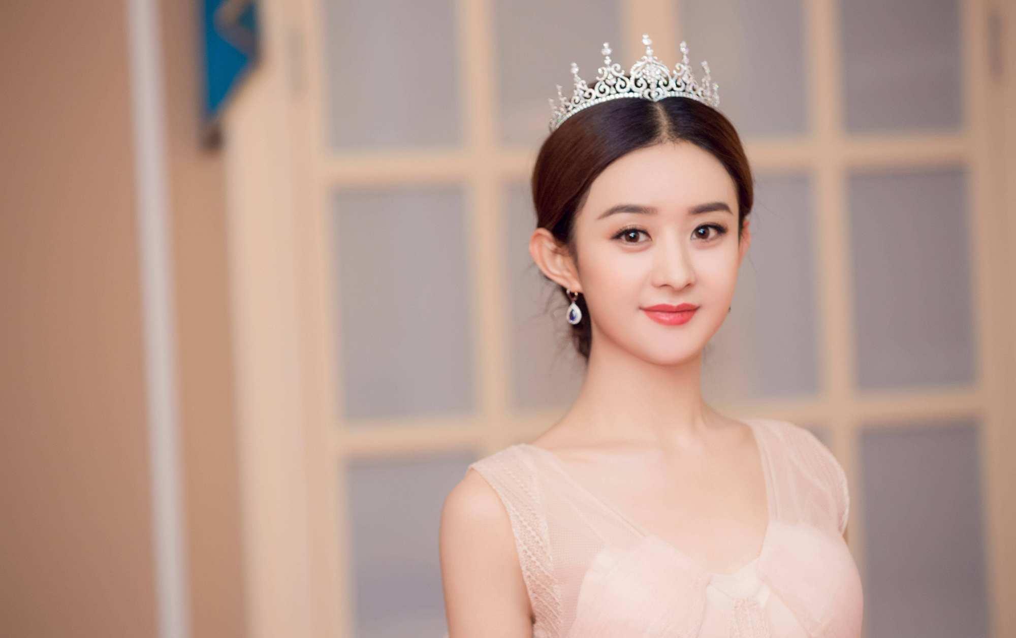  脸色|《中餐厅》赵丽颖将情绪写在脸上，动不动“甩脸色”？