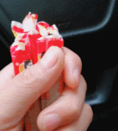  死神|搞笑GIF：与死神擦肩而过