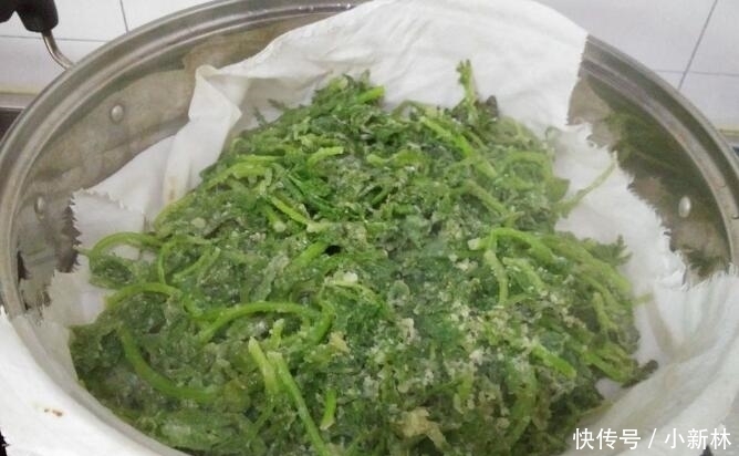 蒸菜|蒸菜时多放一点此物,蒸出的菜不变色不成坨,现在知道不晚