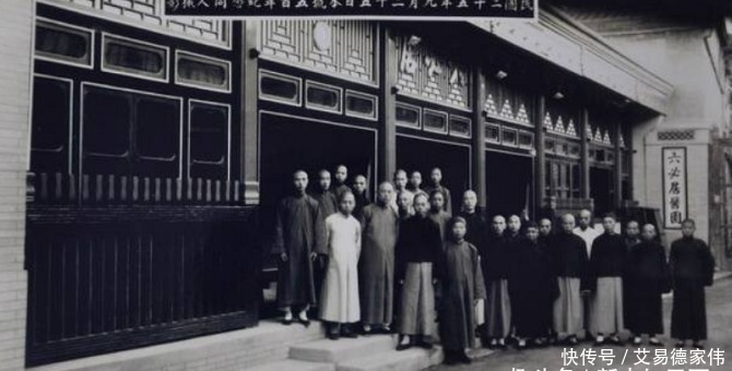 严嵩|一家小店朝中重臣为其题字,多加一笔,现今成营业额上亿的老字号