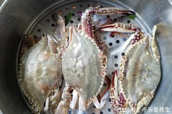 路边|路边馆子获米其林一颗星,奶奶不开心还嫌烦,想把星星还回去