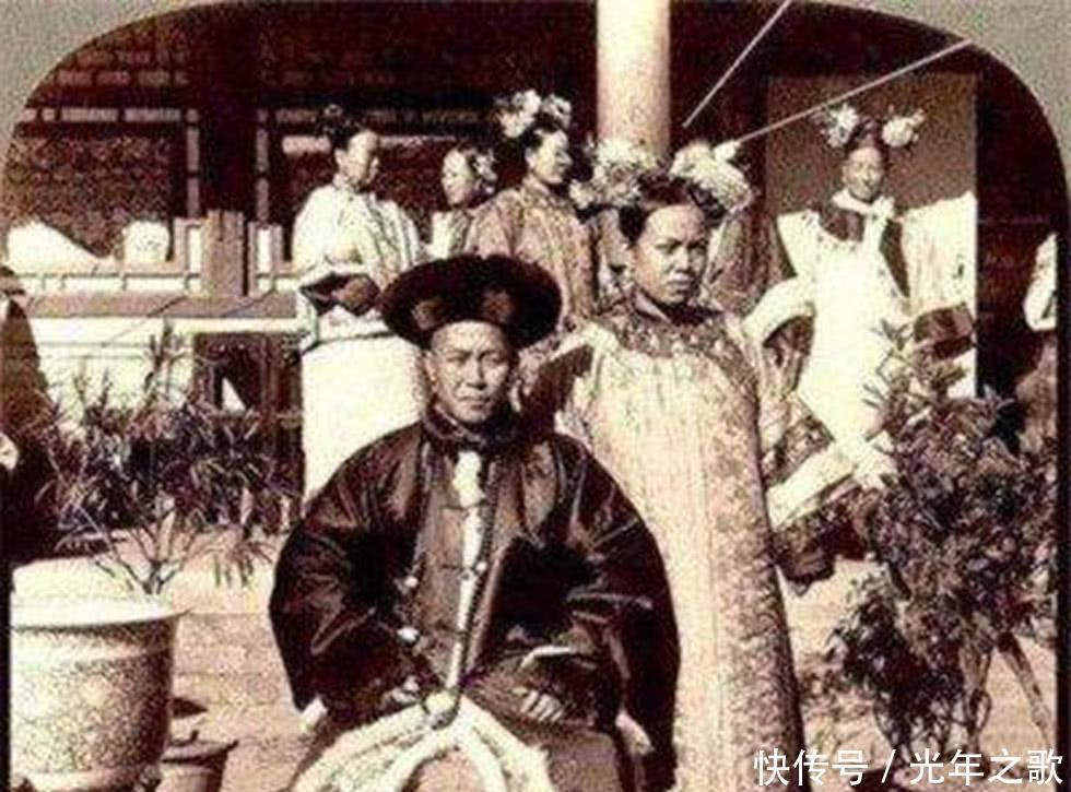 清朝|清朝老照片4张照片见证晚清不同的面貌,原来电视上都是假的!