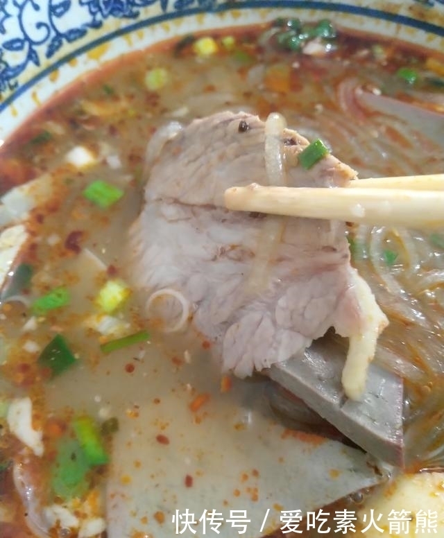 吃羊杂|关中名吃,大锅熬汤,秋天来一碗暖心暖胃又滋补