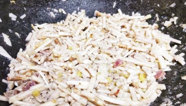  健康|懒人版自制芋头糕，比在外面买的更好吃更健康