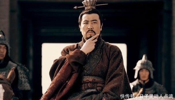 临死前|吕布临死前大喊六个字,道出刘备一个秘密,可惜曹操不明白,放虎归山