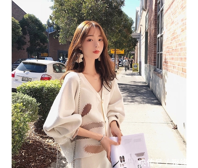 半身裙|周一就中秋了,回家别穿风衣!针织毛衣+半身裙,你不穿你不美