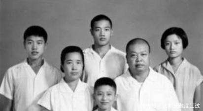 有此|赖传珠是开国上将,他决定少将和校级军衔的资格,为何他有此权!