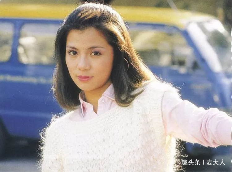  翁美玲|三哥苗侨伟杨盼盼帅、梅艳芳酷、翁美玲俏，他为何选择戚美珍