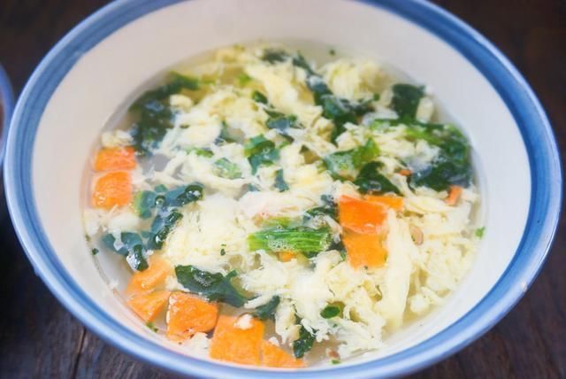 清淡|晒晒一家三口的晚餐,3菜1汤,清淡有营养,30分钟就做好