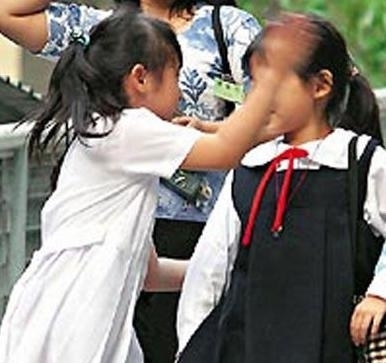 林忆莲|李宗盛女儿:6岁扇同学耳光,13岁成不良少女,如今21岁现状如何