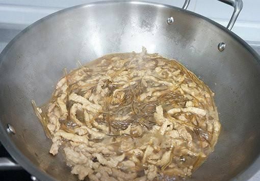 理解|用辣椒和粉条一起炒,彻底颠覆了你对粉条的理解