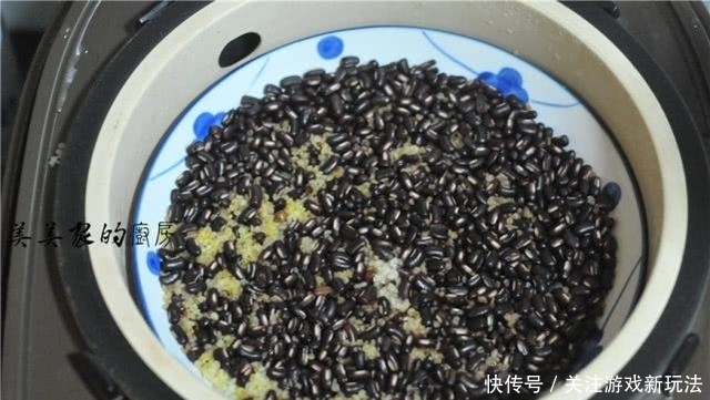 适合|比肉包子还好吃的三红卷,柔软香甜,补血暖胃,最适合天冷吃