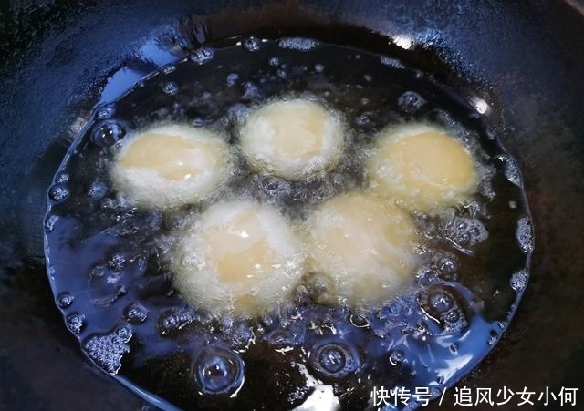 不用|只需面粉和鸡蛋，在家也能做面包，不用蒸不用烤，比蛋糕还好吃