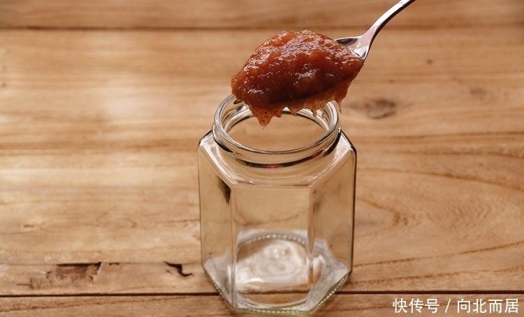 过些天|此水果正当季,维生素是葡萄的20倍,10块煮一锅,过些天就少了