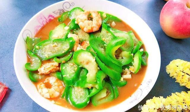 丝瓜|炒丝瓜时,多加这1物,味道鲜美,还能补充蛋白质,美味不忘营养