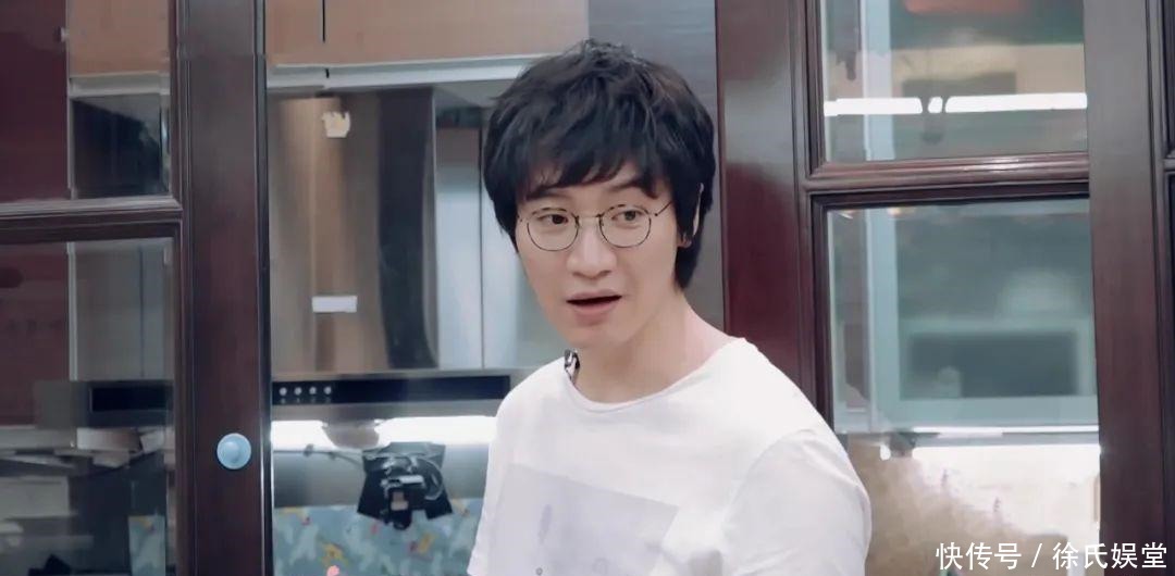 讲究|出门吃饭带锅,在家吃饭用公筷,刘璇讲究的背后是无奈