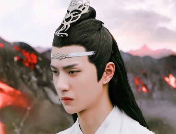  主动|王一博撒娇砍价，为买披萨主动卖萌比心，独吞芝士过分可爱