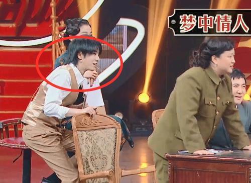 问到|当沙溢被问到女神是谁时,谁注意到华晨宇在做什么当时并不平静