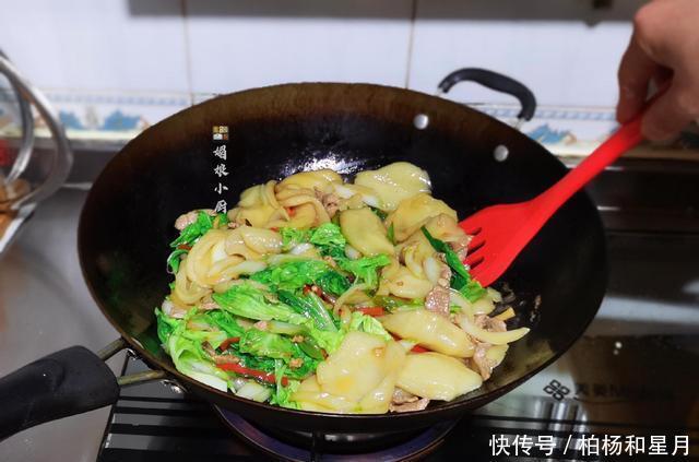  劲道|土豆新吃法，细腻爽滑，柔软又劲道，一口一个吃得过瘾又饱腹