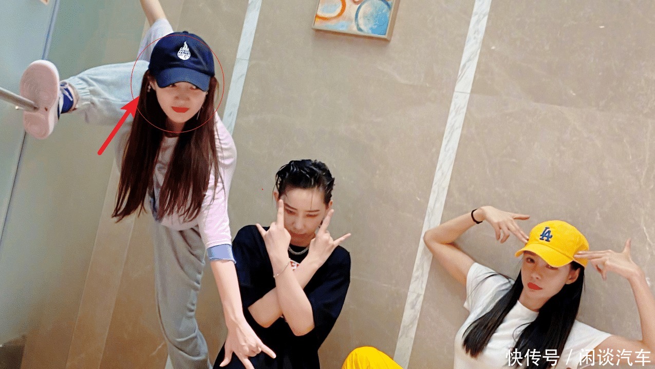 合照|沈梦辰晒与姐姐们的合照,孟佳动作雷人,金莎真实发量令人羡慕