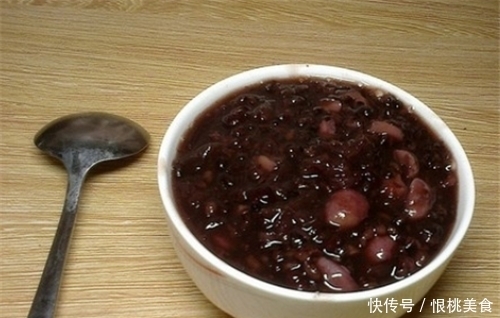  好吃|红枣和它煮，是穷人的“造血库”，补血又暖宫，上班族也能做！