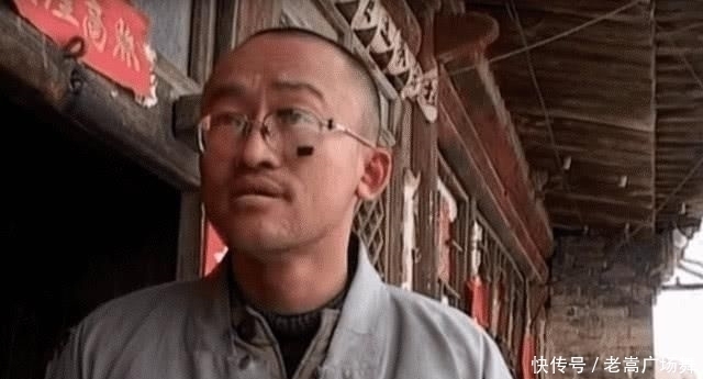 大片|豆瓣8.2分:画质差,演员丑,只用4万块,就吊打多数国产大片