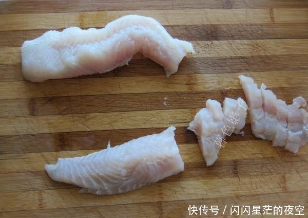  鱼肉|入伏，记得多吃这菜，比吃牛羊肉强多了，炒一锅味鲜好吃还不油腻