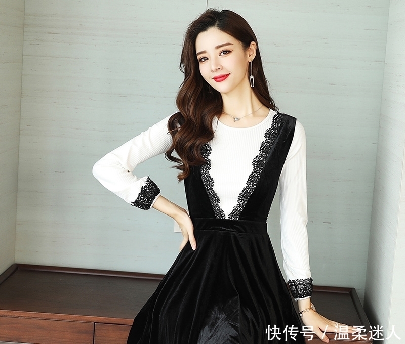 秋裙|女人别穿去年的秋裙了!今年9月流行针织套装,美嫩巨高挑