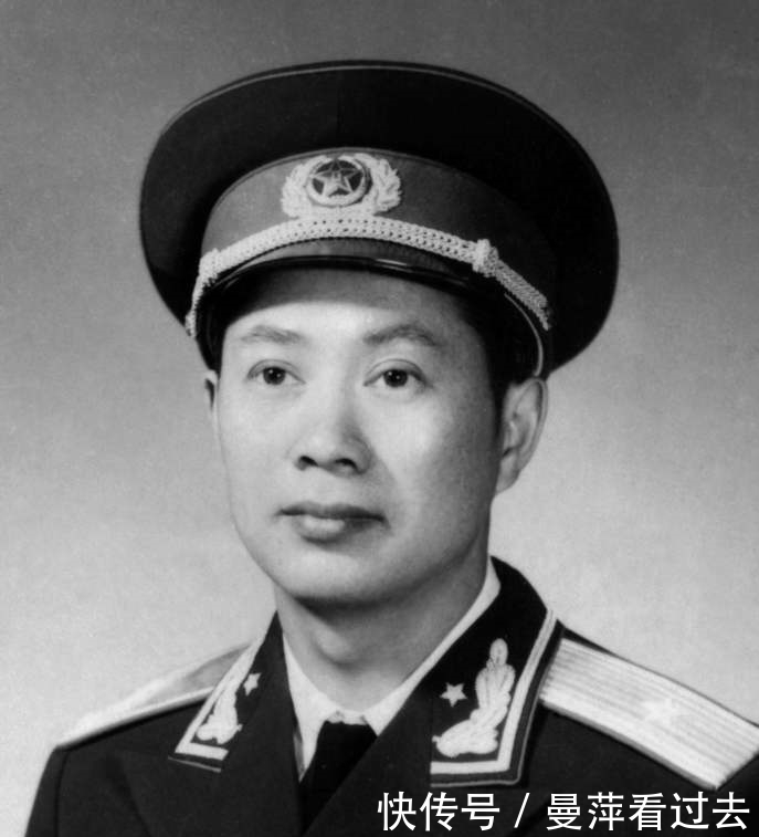 做手术|开国少将亲自做手术救了开国中将,只因他是“白求恩”最得意的弟子!