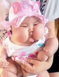  搞笑|搞笑GIF：用闺女钓小龙虾？确定是亲生的吗？