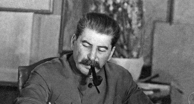 酒后|赫鲁晓夫在一次宴会上酒后吐真言,竟然透露了斯大林死亡的原因