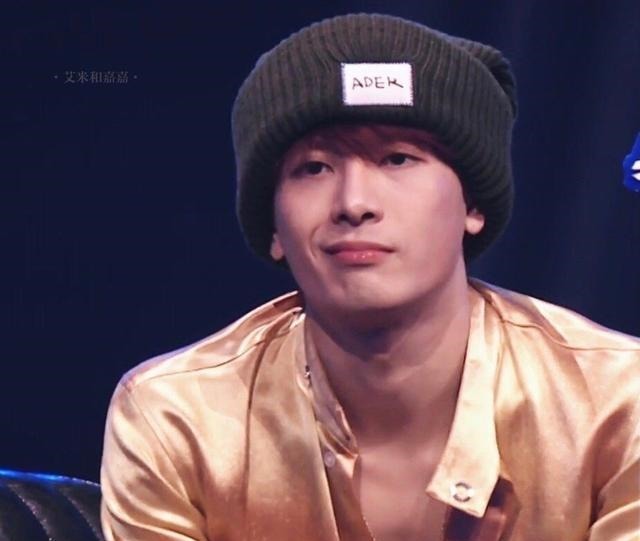 战队|《这就是街舞》决赛,王一博战队杨凯获冠军,王嘉尔好像穿着睡衣