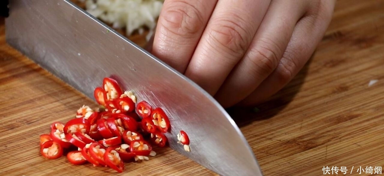 酱料|烤生蚝好不好吃全在酱汁,教你调一碗秘制酱料,比烧烤店的好吃