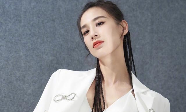 大牌|《乘风破浪》淘汰名单,大牌全部晋级,网友黄圣依凭什么留下