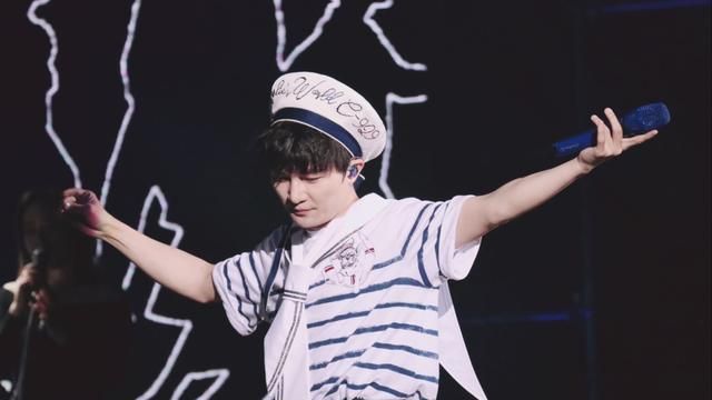 华晨|华语男歌手热度榜,华晨宇再次“跌落神坛”,周深空降榜单前十