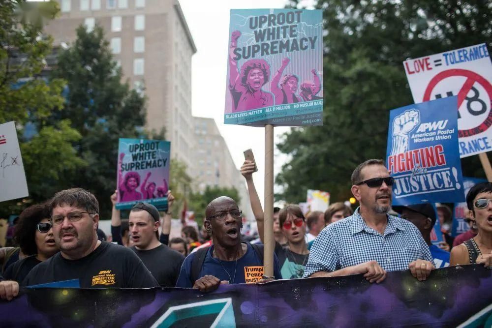 紧急|白宫紧急封锁,CNN总部被砸!中国驻美使馆发出提醒!