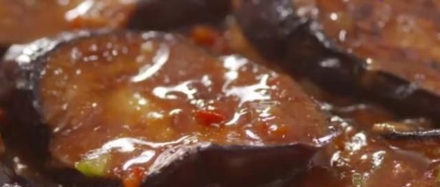 人士|茄子遇到肉、味道666,健康、爱美人士的必备菜品之一