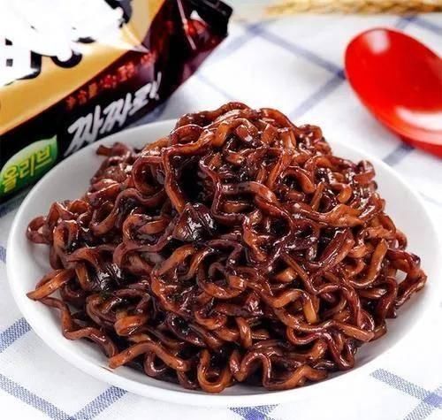 怀疑|网民认可最美味的5款方便面,第3辣到开始怀疑人生,看是否全是你的最喜欢